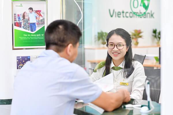Thế nào là vay tiền VietcomBank online?