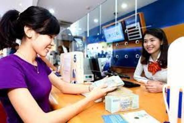 Ngân hàng Tiên Phong hỗ trợ khách hàng vay tiền với lãi suất ưu đãi