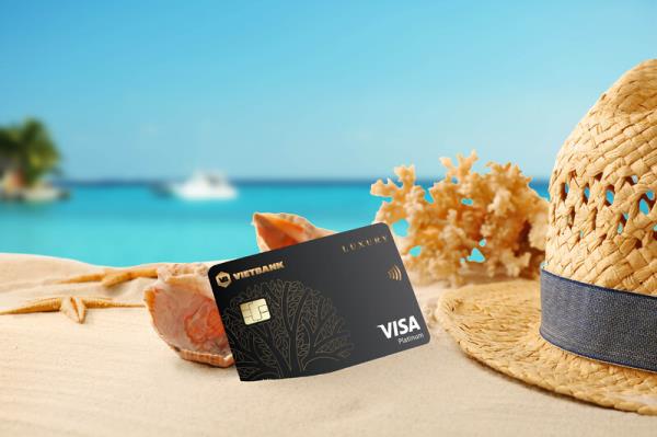 Khách hàng hoàn toàn có thể rút tiền thẻ tín dụng ngân hàng VietBank bằng tiền mặt