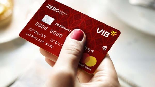 Chủ thẻ tín dụng VIB hoàn toàn có thể sử dụng thẻ để rút tiền mặt