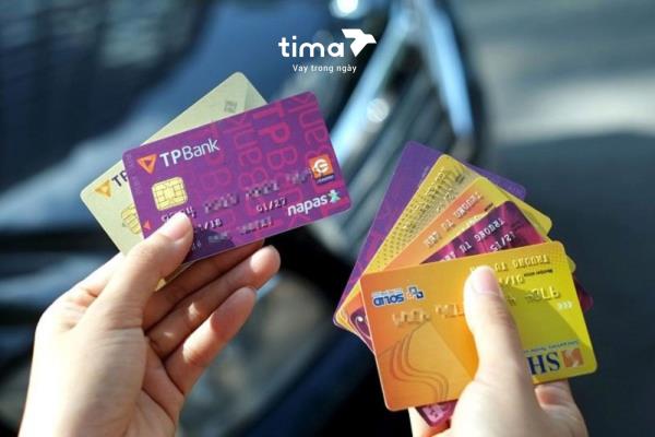Thẻ tín dụng, thẻ ghi nợ và thẻ trả trước là các loại thẻ được sử dụng phổ biến hiện nay
