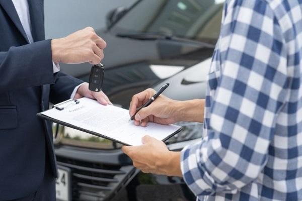 Cần thẩm định xe ô tô cũ cẩn thận trước khi mua