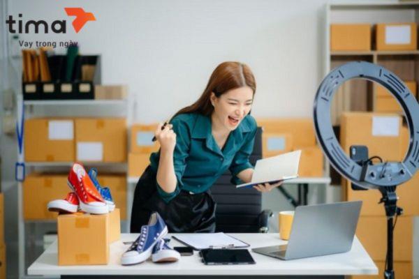 Chỉ vay đúng số tiền cần để nhập hàng, không nên vay vượt quá khả năng chi trả